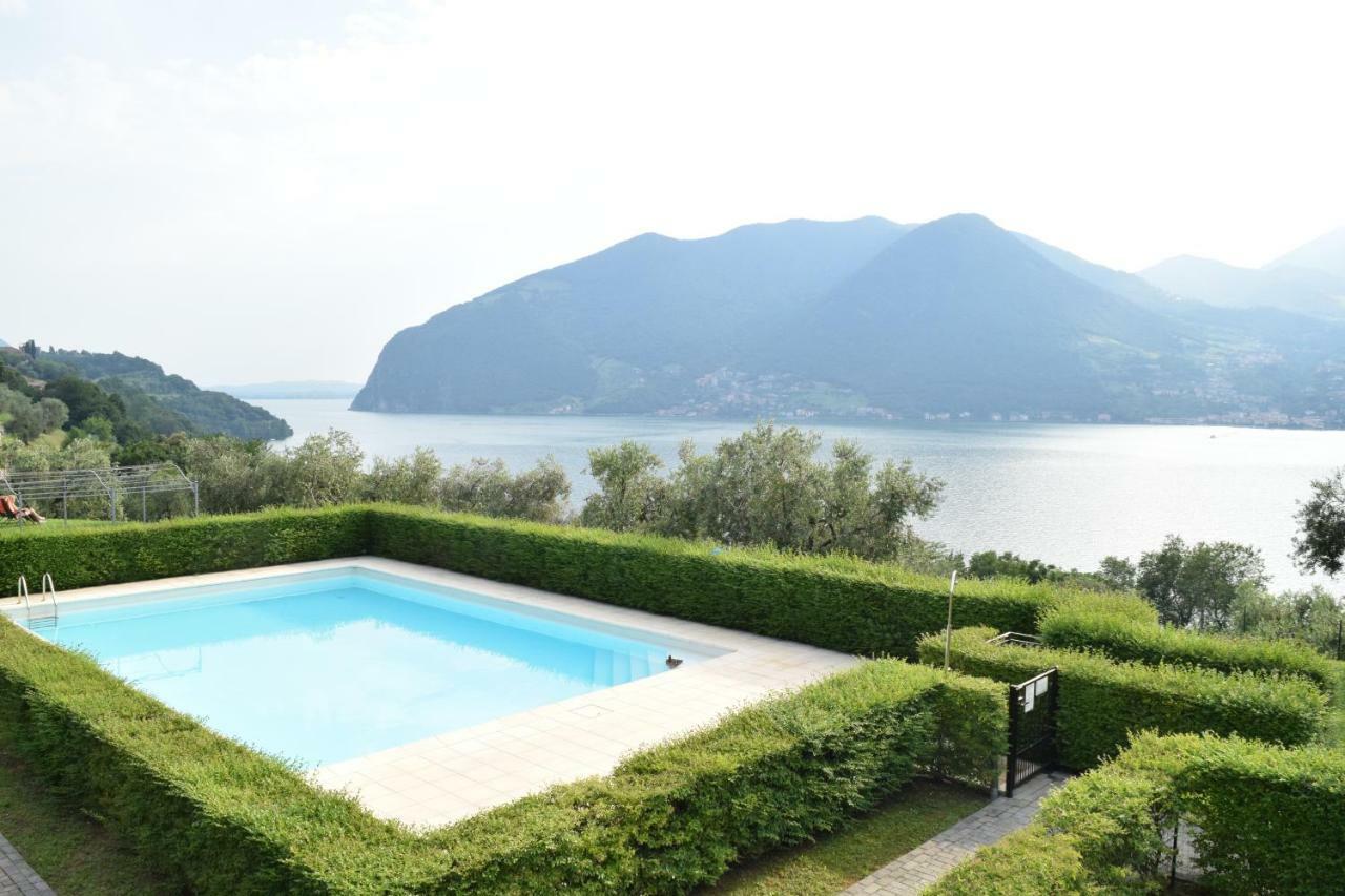 Appartamento Agnesi Monte Isola Exterior foto