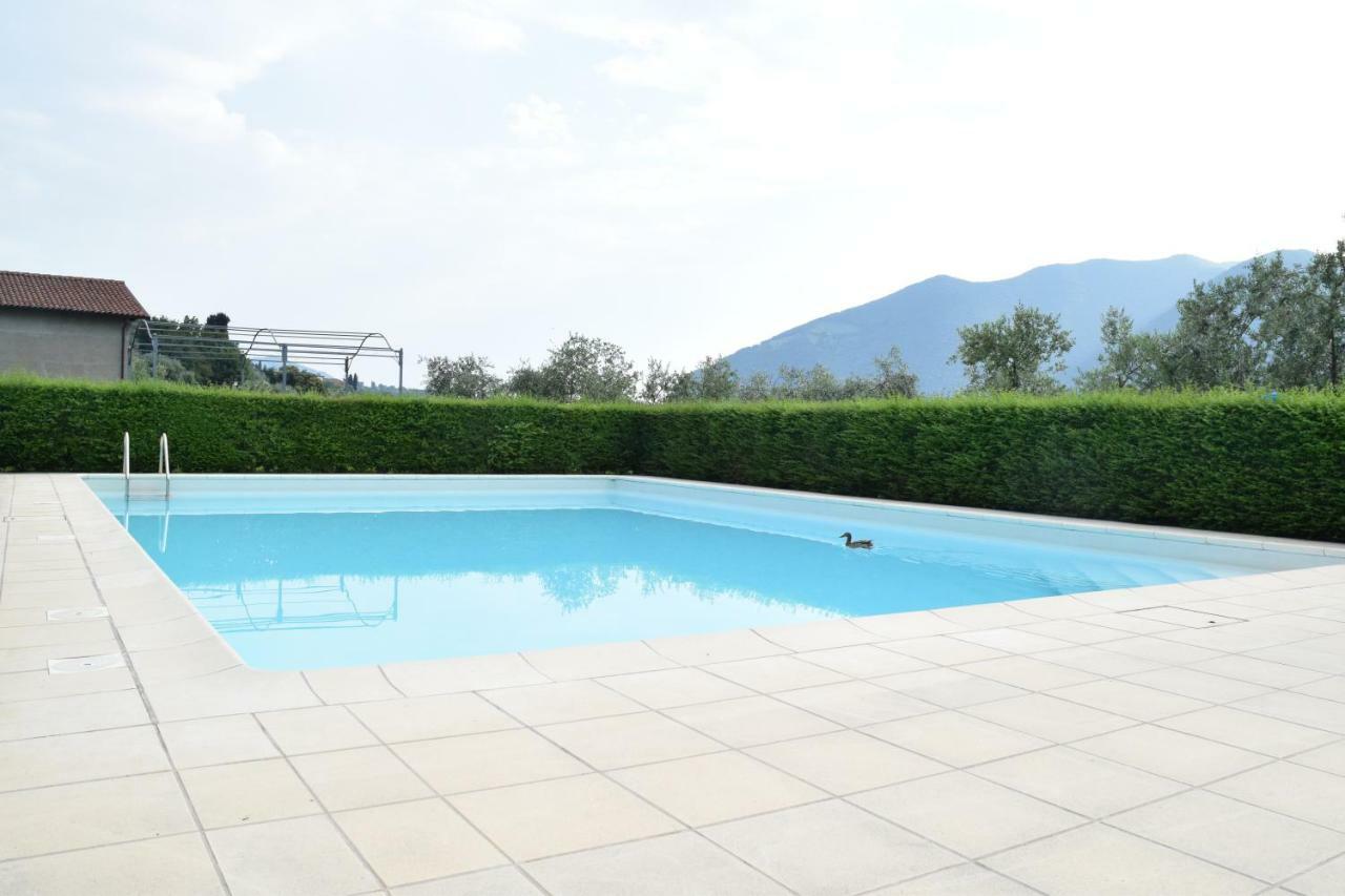 Appartamento Agnesi Monte Isola Exterior foto