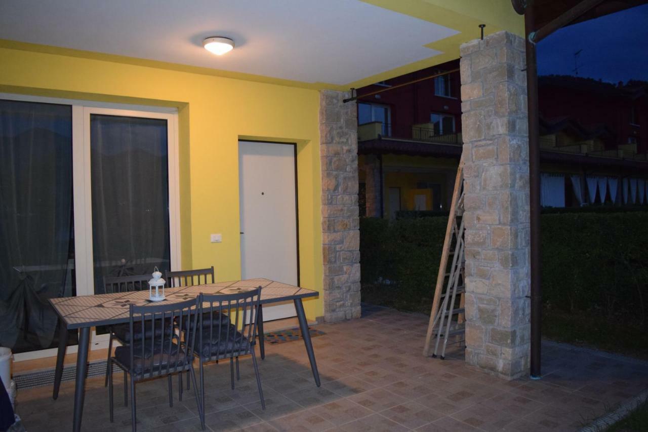 Appartamento Agnesi Monte Isola Exterior foto